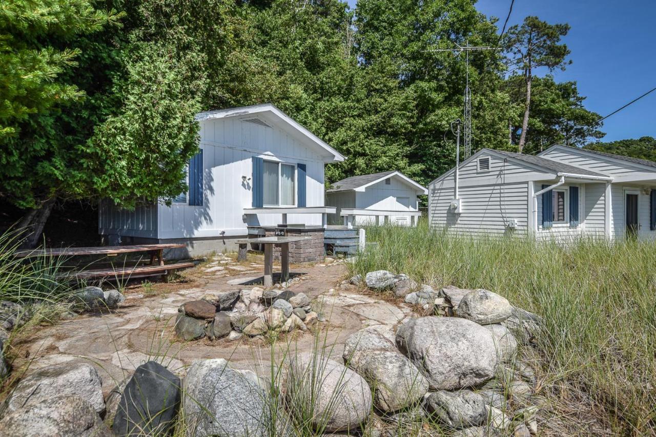 Dune Grass Shores Beulah Bagian luar foto